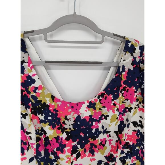 Lands End Woman's Blue Floral Fit&Flare Dress Size 20W Pockets Back Zipper Belt - Picture 10 of 13